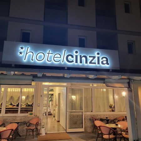 קאורלה Hotel Cinzia מראה חיצוני תמונה